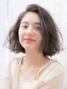 2019最美的减龄发型短发 减龄短发女生发型图